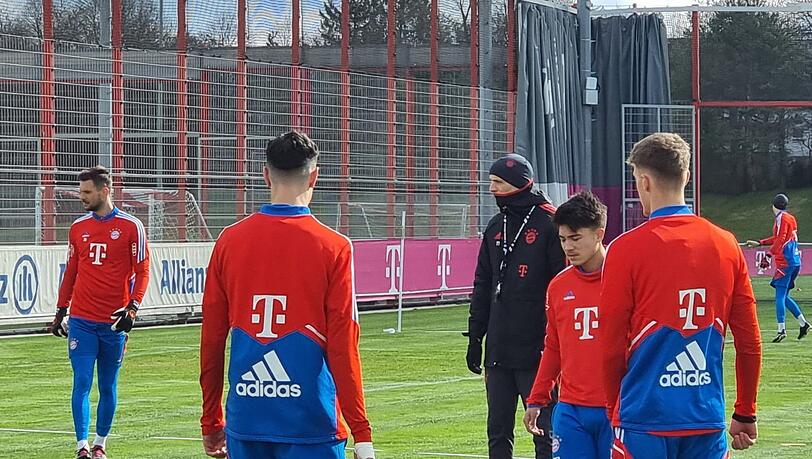 Thomas Tuchel leitet sein erstes Training beim FC Bayern. Thomas Tuchel leitet sein erstes Training beim FC Bayern.