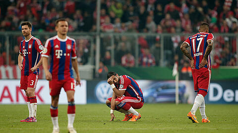 Bayern am Boden, das Aus im DFB-Pokal. Das dramatische Halbfinale gegen Borussia Dortmund war ein Scheitern in fünf Akten.
