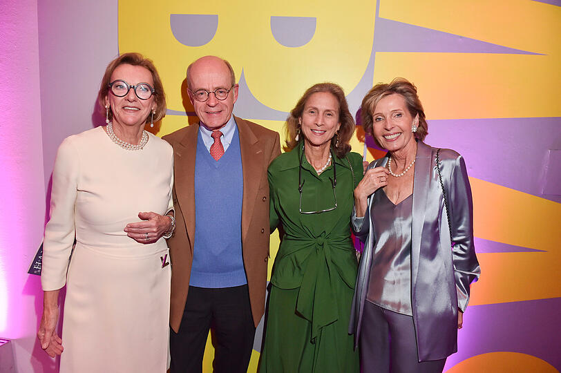 Dorothee Wahl, Nikolaus von Bomhard mit Frau Charlotte und Katharina von Perfall. Dorothee Wahl, Nikolaus von Bomhard mit Frau Charlotte und Katharina von Perfall.