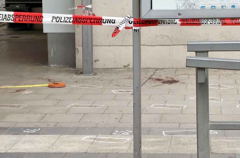 Tödliche Messerstecherei in Grafing-Bahnhof. Die Bilder vom Tatort.