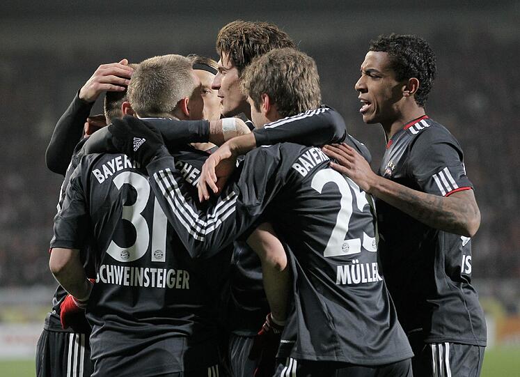 Jubelarie der Bayern-Stars in der Saison 12010/2011.