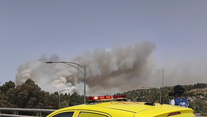 Waldbrände wüten bei Jerusalem.
