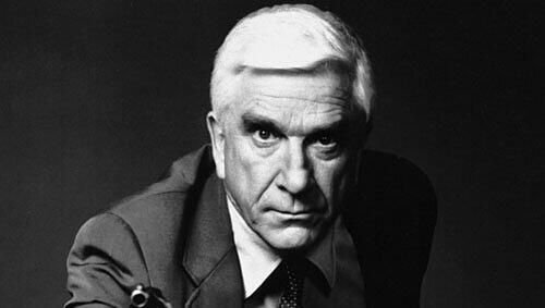 Leslie Nielsen, der Held der "Nackten Kanone" Reihe ist tot. Leslie Nielsen, der Held der "Nackten Kanone" Reihe ist tot.