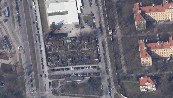 Das Gelände an der James-Loeb-Straße von oben. Das Gelände an der James-Loeb-Straße von oben.