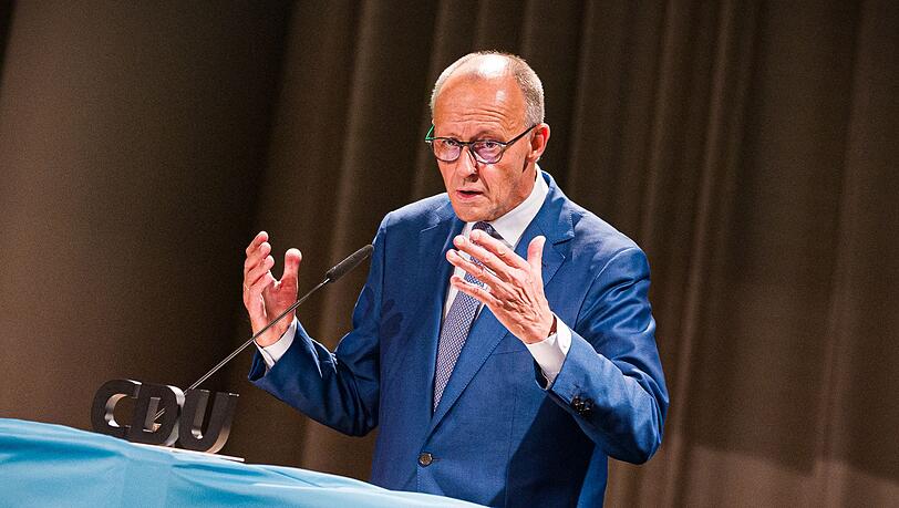 "Deutschland muss ein Industrieland bleiben!", forderte Bundeskanzler Friedrich Merz (CDU) auf einer Veranstaltung der CDU Niedersachsen in Langenhagen bei Hannover.