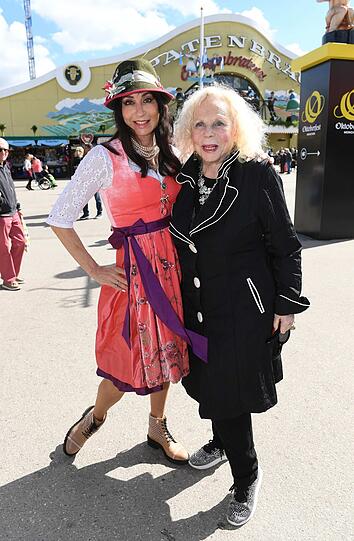 Anna Maria Kaufmann und Yvonne Kalman