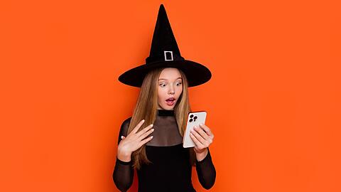 Das Smartphone hat auch zu Halloween die richtigen thematischen Apps parat.