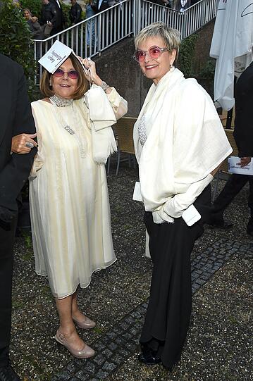 Aliki Goulandris, Gloria von Thurn und Taxis und Begleitung