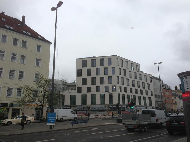 Das neue TeLa in Giesing. Hier stand früher ein Hertie.