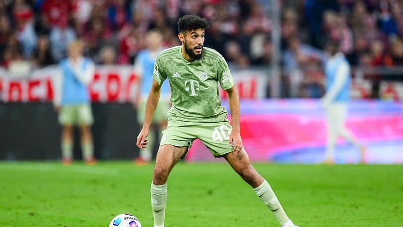 Nach dem Pro-Palästina-Beitrag von Noussair Mazraoui wird mit Spannung erwartet, wie es für ihn bei FC Bayern weitergeht.