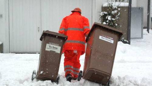 Die Arbeit für Müllmänner ist strapaziös. Weihnachts-Trinkgeld gibt es nicht.