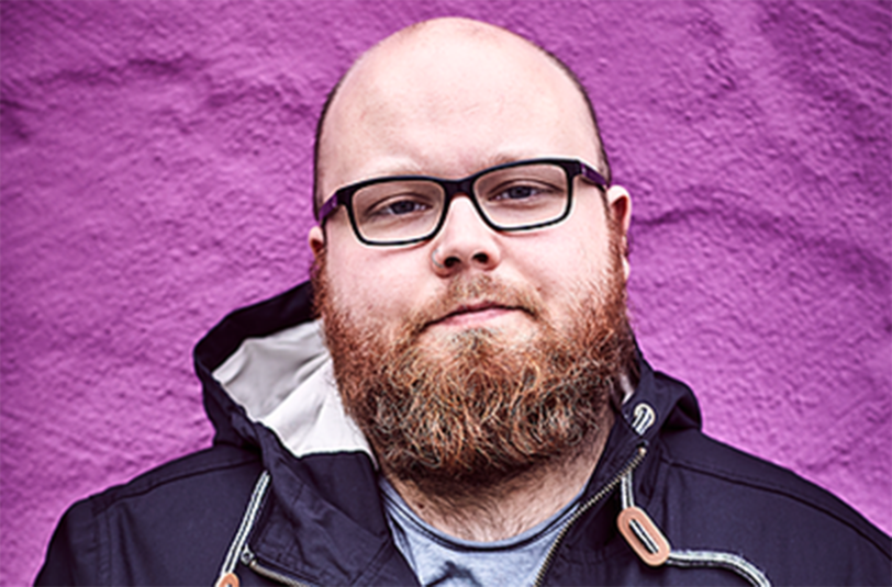 Der Sänger Andreas Kümmert lässt heute mit seiner Stimme das Ampere erklingen.