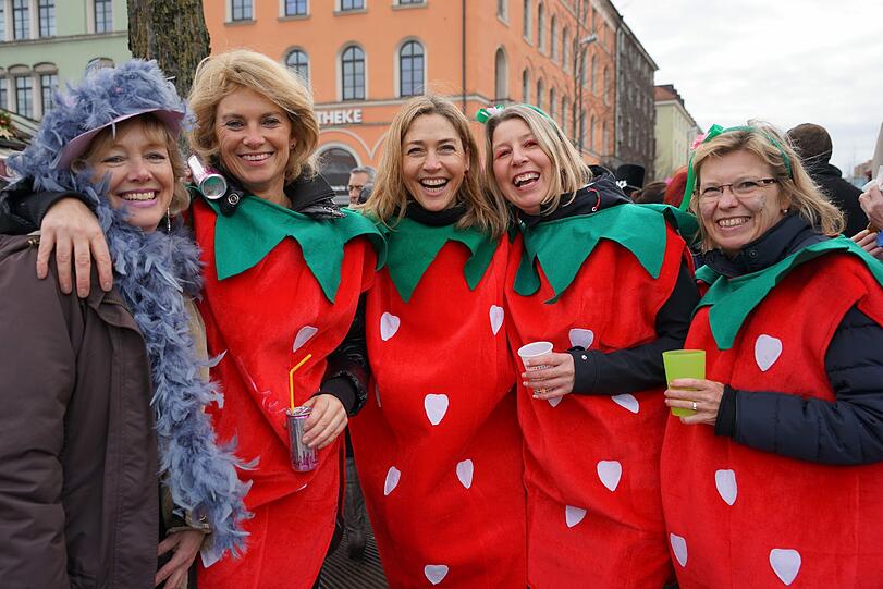 ... Faschingsstimmung beim Viktualienmarkt...
