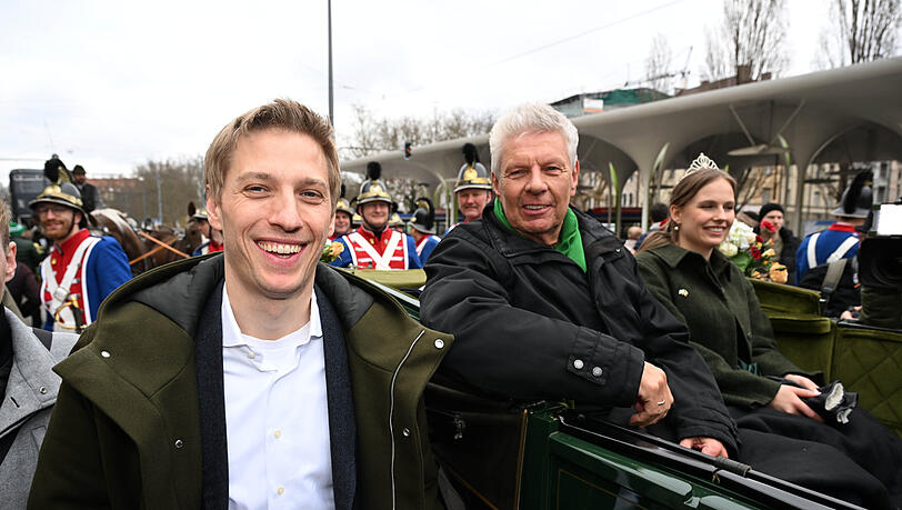 Eintr&auml;chtig dabei: OB Dieter Reiter und sein Herausforderer Dominik Krause bei der Parade am Sonntag.