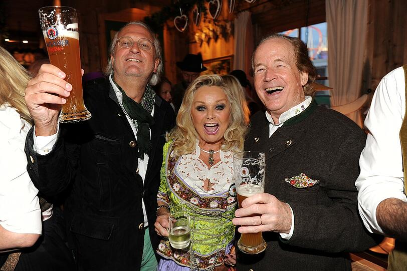 Lothar Reif mit Max und Gundel Schautzer