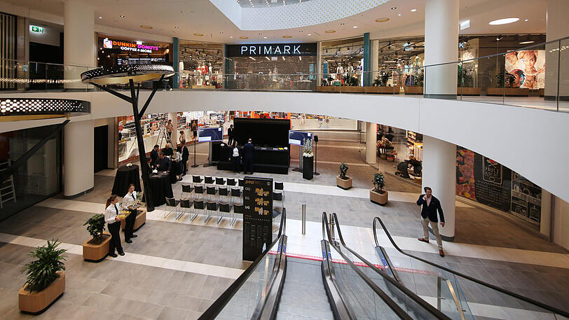 Mit täglich 42 000 Besuchern zählt das Pep zu den umsatzstärksten Shopping-Centern Deutschlands und sollte durch die Baumaßnahme fit für die Zukunft gemacht werden.