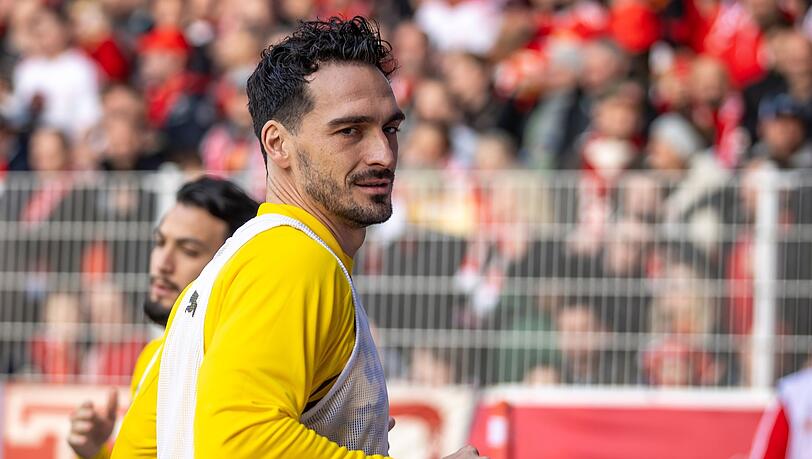 Für die kommenden Länderspiele in Frankreich und gegen die Niederlande soll Hummels nicht nominiert worden sein.