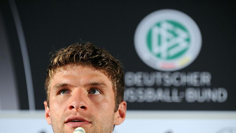 „Es gibt nichts Schöneres als Tore. Die tun auch mir gut, um Ruhe zu haben – vor euch“ sagte Thomas Müller Foto: Peter Steffen „Es gibt nichts Schöneres als Tore. Die tun auch mir gut, um Ruhe zu haben – vor euch“ sagte Thomas Müller Foto: Peter Steffen