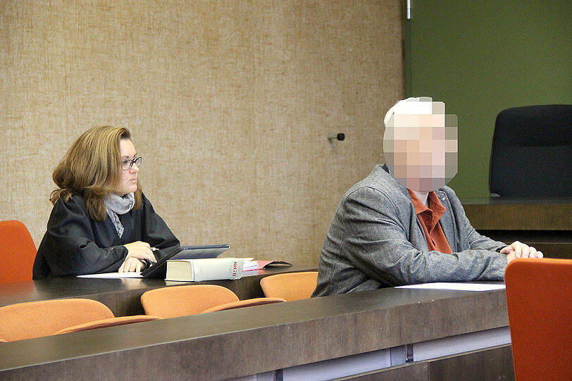 Vor dem Prozess: Peter C. mit seiner Anwältin Birgit Schwerdt.