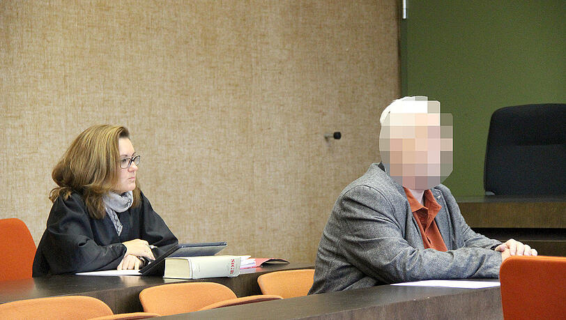 Vor dem Prozess: Peter C. mit seiner Anwältin Birgit Schwerdt. Vor dem Prozess: Peter C. mit seiner Anwältin Birgit Schwerdt.