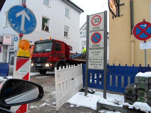 Ende Februar war hier am Feuerbächl die Baustelle - rund um die Ohlmüllerstraße wird nun weiter gebuddelt.