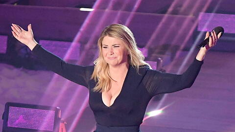 Beatrice Egli bei der Schlagerstrandparty 2022 von Florian Silbereisen