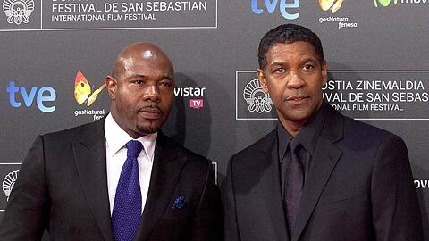 Denzel Washington (r.) und Antoine Fuqua können auf mehrere erfolgreiche Zusammenarbeiten zurückblicken.