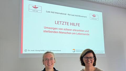 Letzte-Hilfe-Kurse gibt es inzwischen an vielen Orten in Deutschland (Archivbild)