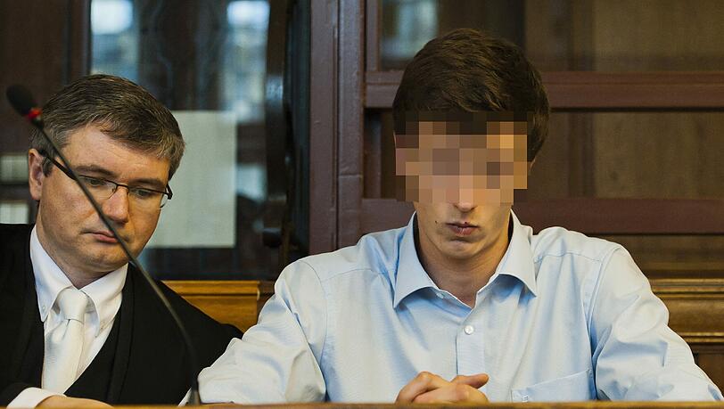 Der Angeklagte Torben P. geht aufs Gymnasium, wuchs behütet auf und sagt, er könne sich die Tat selbst nicht erklären. Der Angeklagte Torben P. geht aufs Gymnasium, wuchs behütet auf und sagt, er könne sich die Tat selbst nicht erklären.