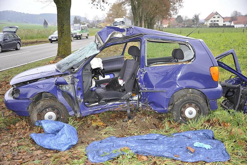 In diesem Auto starb die 19-Jährige.