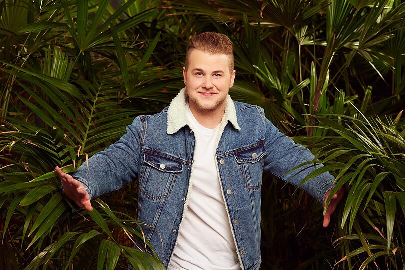 "Felix van Deventer?! Wenigstens haben wir in diesem Jahr niederländischen Adel im Dschungelcamp. Felix von GZSZ. Ich bin leider aus dem Soap-Alter raus und schaue auch keine Soaps. Ich kenne die meisten Kollegen eher durch Projekte oder den Red Carpet. Aber ich habe den kleinen Felix noch nie gesehen! Vielleicht entpuppt er sich als Felix der Glückliche oder Felix Krull? Naja mal schauen und so weiter&hellip;!"