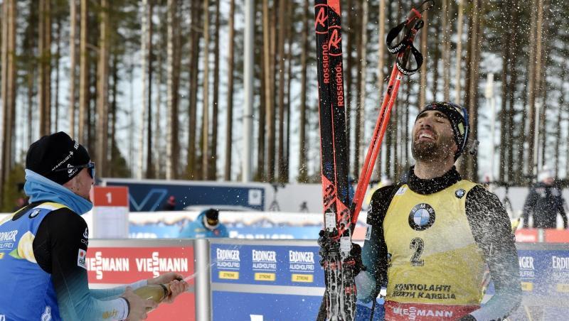Biathlon-Star Martin Fourcade genoss nach seinem Sieg die Champagner-Dusche. Biathlon-Star Martin Fourcade genoss nach seinem Sieg die Champagner-Dusche.