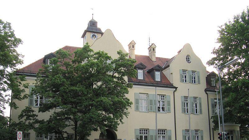 Die Limesschule muss erweitert werden. Die Limesschule muss erweitert werden.