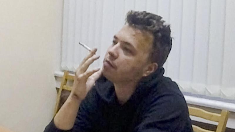 War vor knapp zwei Wochen in Minsk an Bord eines Ryanair-Passagierflugzeugs festgenommen worden: Roman Protassewitsch.