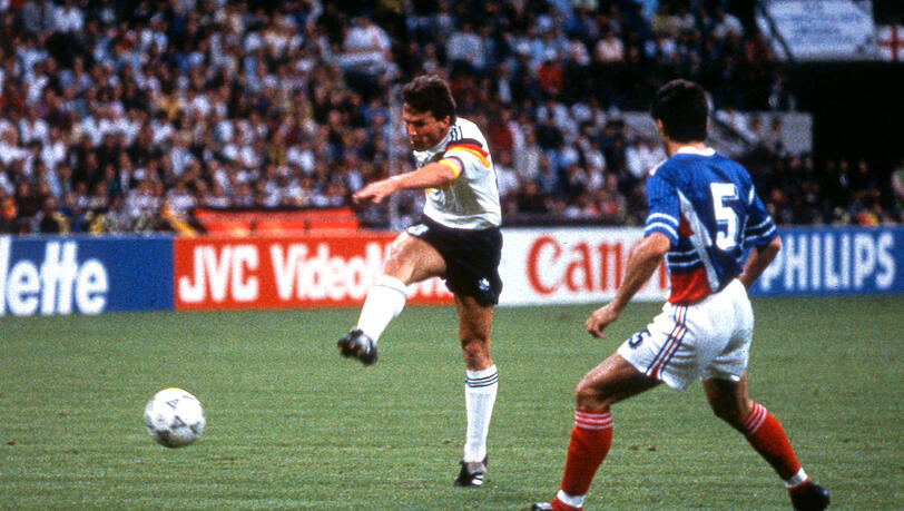 Als Lothar im San Siro den Hammer auspackte: Matthäus trifft unwiderstehlich zum 3:0 beim WM-Auftakt 1990 gegen Jugoslawien. Als Lothar im San Siro den Hammer auspackte: Matthäus trifft unwiderstehlich zum 3:0 beim WM-Auftakt 1990 gegen Jugoslawien.