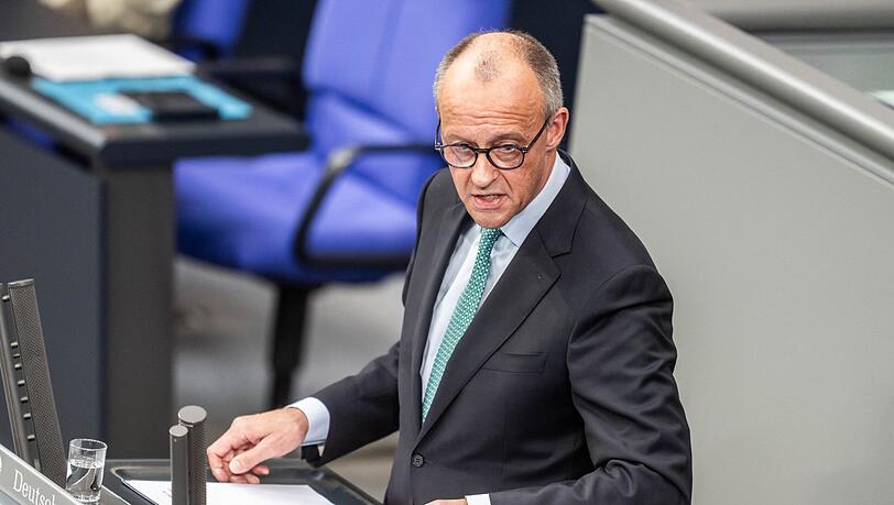 Merz spricht in seiner Regierungserklärung auch die AfD direkt an. Merz spricht in seiner Regierungserklärung auch die AfD direkt an.