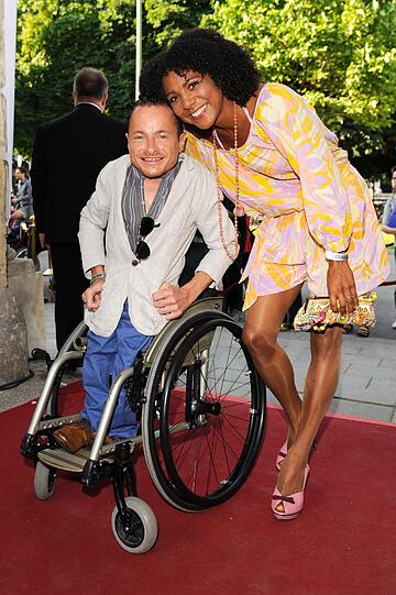Erwin Aljukic und Laura SchneiderBeim Empfang von Bavaria Film im Künstlerhaus am Lenbachplatz anlässlich des Filmfest München 2013