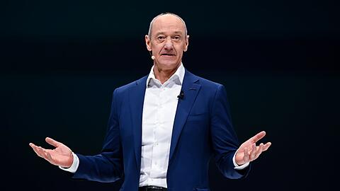 Siemens-Chef Roland Busch investiert in Frankfurt und Offenbach. (Archivbild)
