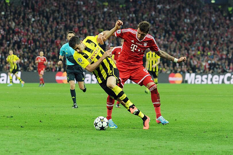 Robert Lewandowski gegen Mario Mandzukic: bald auch ein Zweikampf um einen Stammplatz beim FC Bayern?