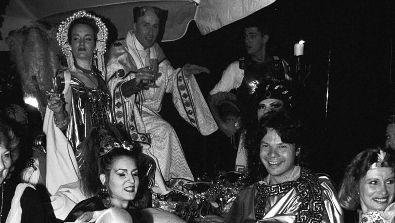 Das Römerfest ist bis heute legendär – der damalige P1-Besitzer und heutige Feinkost-König Michael Käfer mittendrin. Das Römerfest ist bis heute legendär – der damalige P1-Besitzer und heutige Feinkost-König Michael Käfer mittendrin.