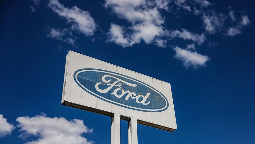 Blauer Himmel bei Sonnenschein - hat Ford nun eine bessere Zukunft?