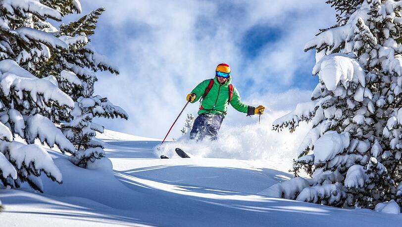Egal ob Skifahren, Snowboarden oder Langlauf - die Verletzungsgefahr beim Wintersport ist nicht zu unterschätzen. Egal ob Skifahren, Snowboarden oder Langlauf - die Verletzungsgefahr beim Wintersport ist nicht zu unterschätzen.