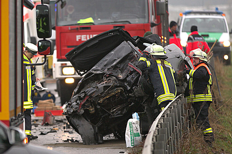 Für den BMW-Fahrer kam jede Hilfe zu spät.
