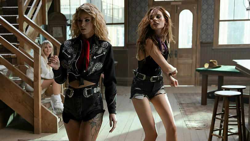 Nadine und Vivian Nadine und Vivian