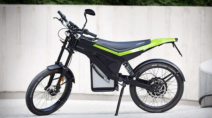 Wo sonst der Motor sitzt, ist beim Elmoto Loop der Akku untergebracht.