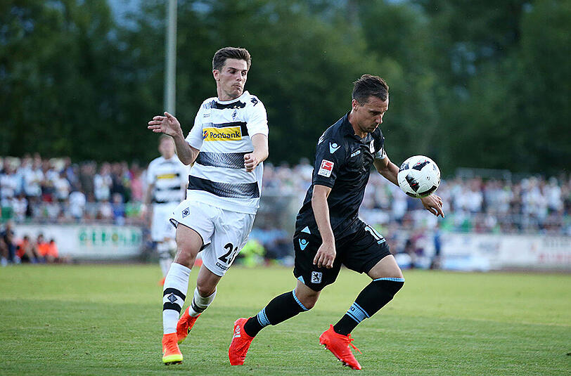 Die Löwen verlieren mit 1:3 gegen Borussia Mönchengladbach. Klicken Sie sich hier durch die Bilder vom Tegernsee-Testspiel.