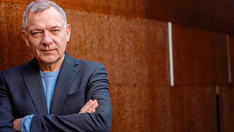 Nach knapp zwei Jahren Parteivorsitz war es das vorerst f&uuml;r ihn: Jetzt geht es f&uuml;r Jan van Aken erst einmal in den Urlaub &ndash; bis es f&uuml;r ihn im Bundestag weitergeht.