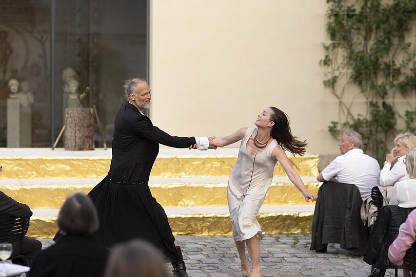 Julia Gröbl und Alexander Wagner.