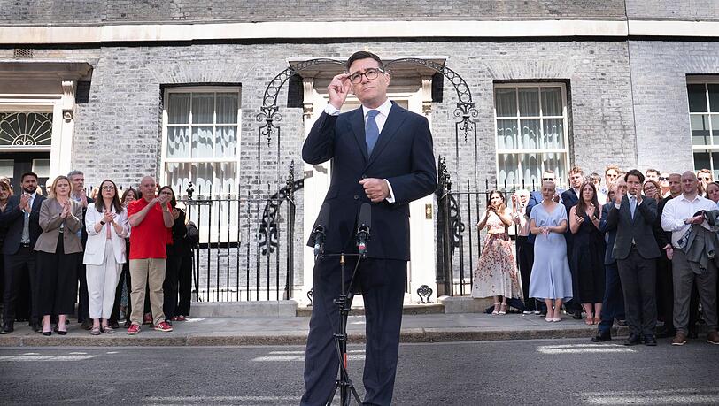 Der neue britische Premierminister: Andy Burnham. Der neue britische Premierminister: Andy Burnham.