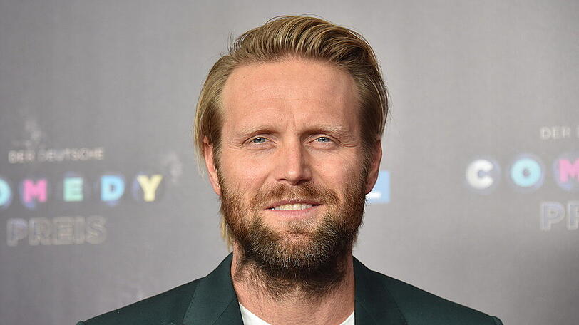 Julius Brink beim Deutschen Comedypreis in Köln - er leidet seit Jahren an Schuppenflechte